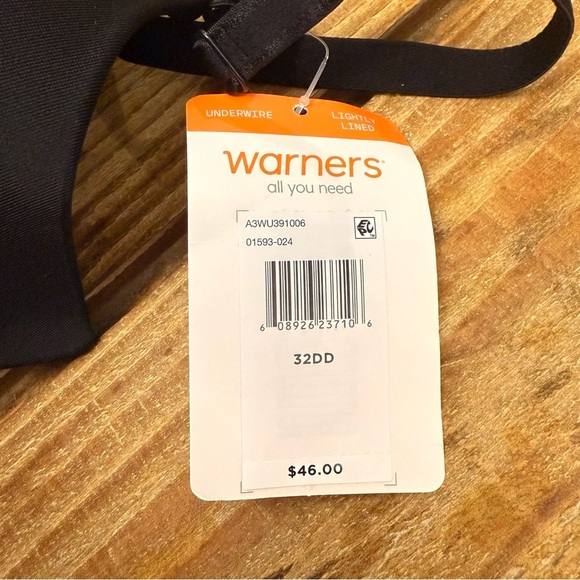 Warner's Classic Underwire Black Bra 32DD New with tags - Picture 6 of 7